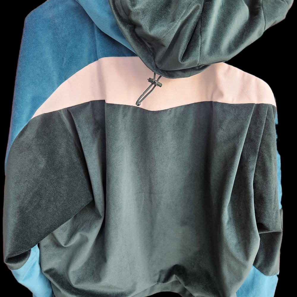 Luisvuiton jacket - Picture 6 of 7